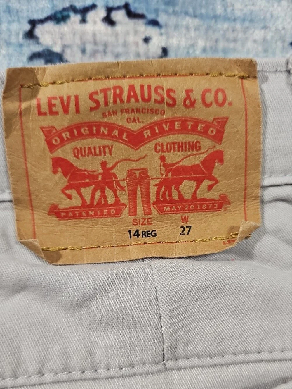 Levis Boys Gray Cargo Shorts Size 14 Regular Adjustable Waist Cotton Blend‎ 27W